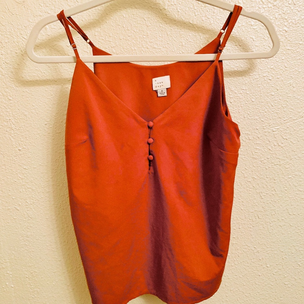 A New Day adjustable tank